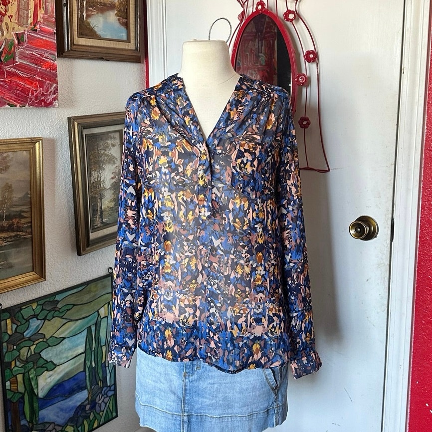 Nikkies Threads Blue Orange Floral Button Up Blouse